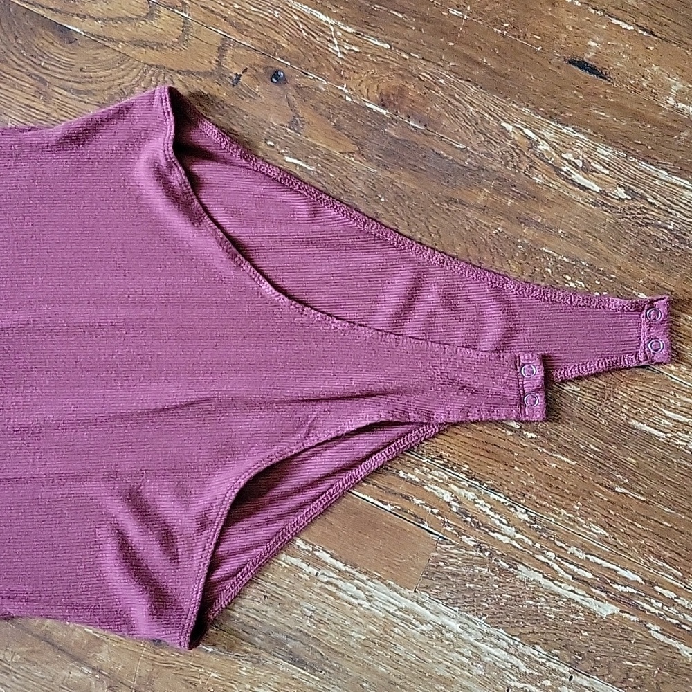 Rust Button-Up Ribbed Bodysuit, Size M - Picture 3 of 4